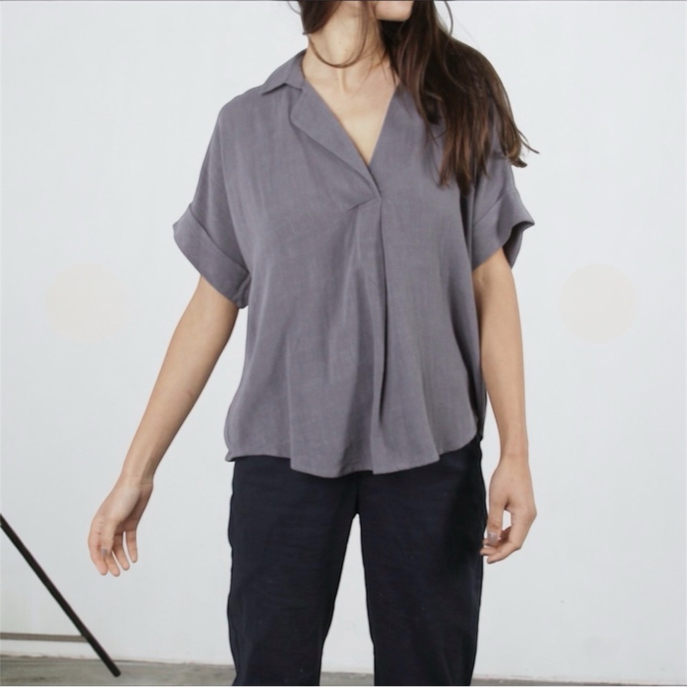 NWT MOD REF The Aaaron Top in Slate Gray - Linen Blend Short Sleeve Size L